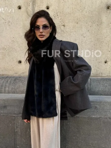 Черная норковая манишка - фото 13