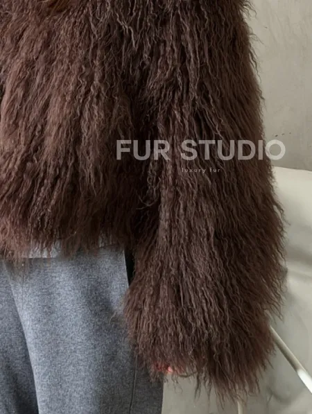 Модный полушубок из ламы - фото 2