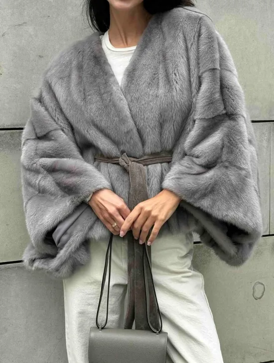 Модная летучая мышь из меха норки - цвет серый - фото 1