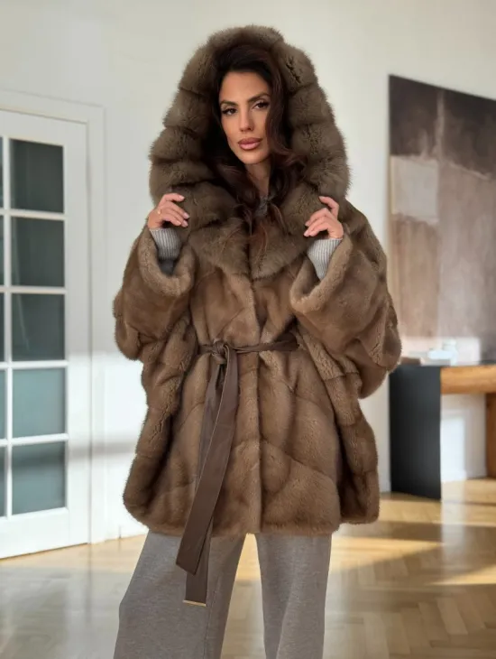 Шуба норковая бежевая с капюшоном - фото 4