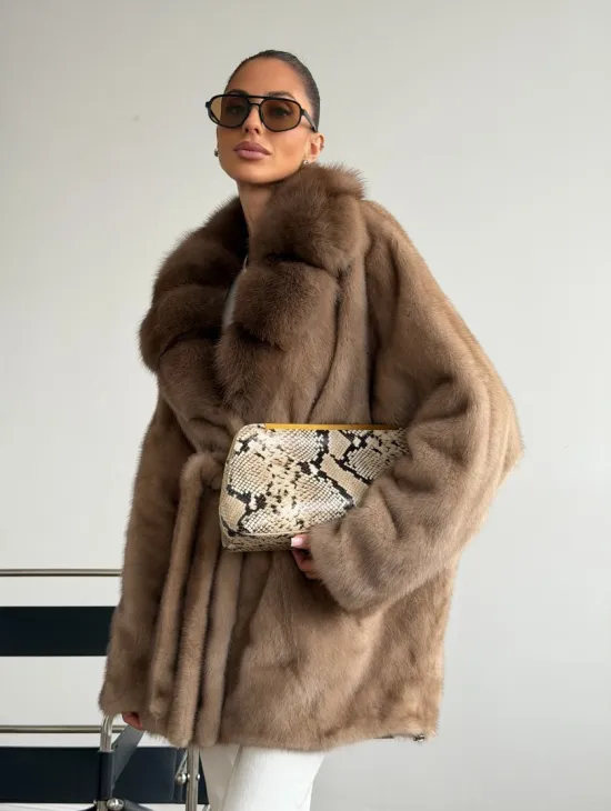 Шуба норковая с воротником куница - летучая мышь - фото 8