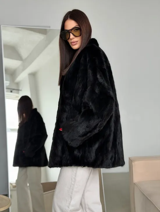 Шуба норковая из кусочков в стиле оверсайз - фото 10
