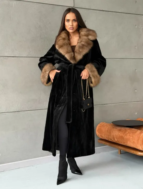 Шуба из чёрной стриженой норки, воротник и манжеты из куницы - фото 10