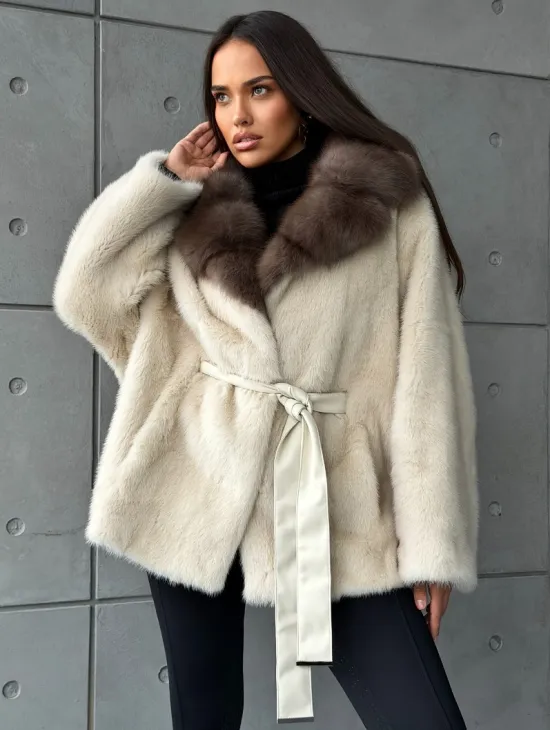 Светлая норковая шуба oversize - воротник куница - фото 5
