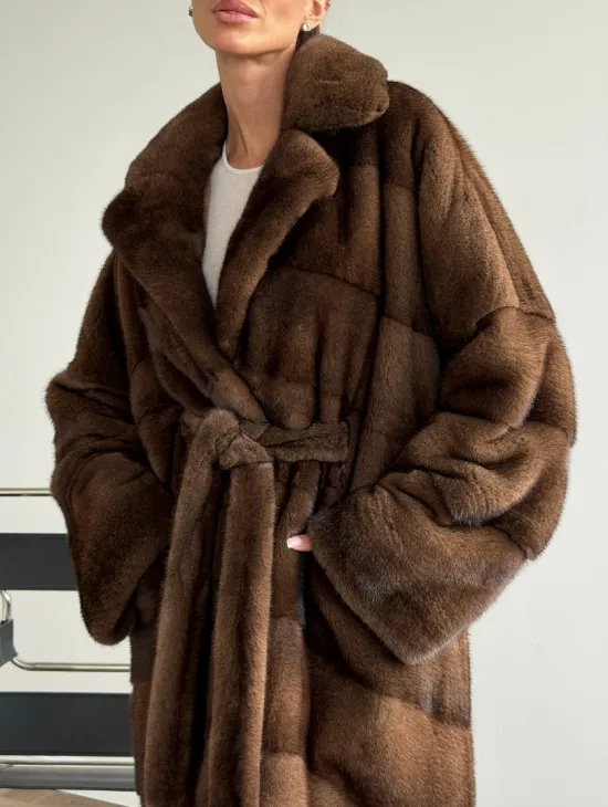 Шуба из плюшевой норки Velvet с английским воротником - цвет соболь - фото 3