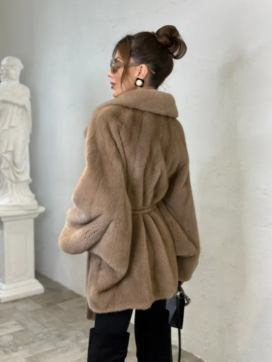 Шуба летучая мышь мех VELVET английский воротник - цвет палевый - фото 4