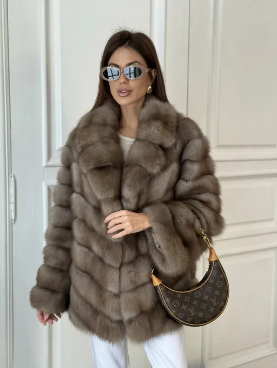 Шуба из куницы воротник английский - фото 0