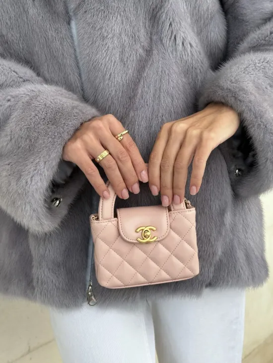 Короткая норковая куртка, стойка воротник - лавандовый оттенок - фото 2